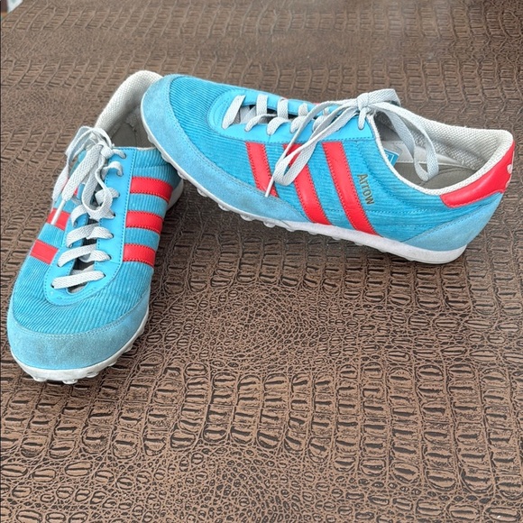 Adidas Originals Arrow Blue Red Sneakers 8 US Men’s Vintage Corduroy Low Top - Picture 1 of 13